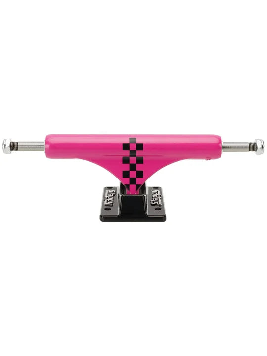 Slappy Trucks ST1 Classic Arisa Trew Checker Pink 8.0 - 8